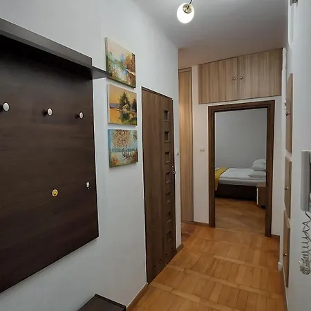 Klimatyczny Apartament Na Bielanach Przy Metrze Warsaw Exterior photo