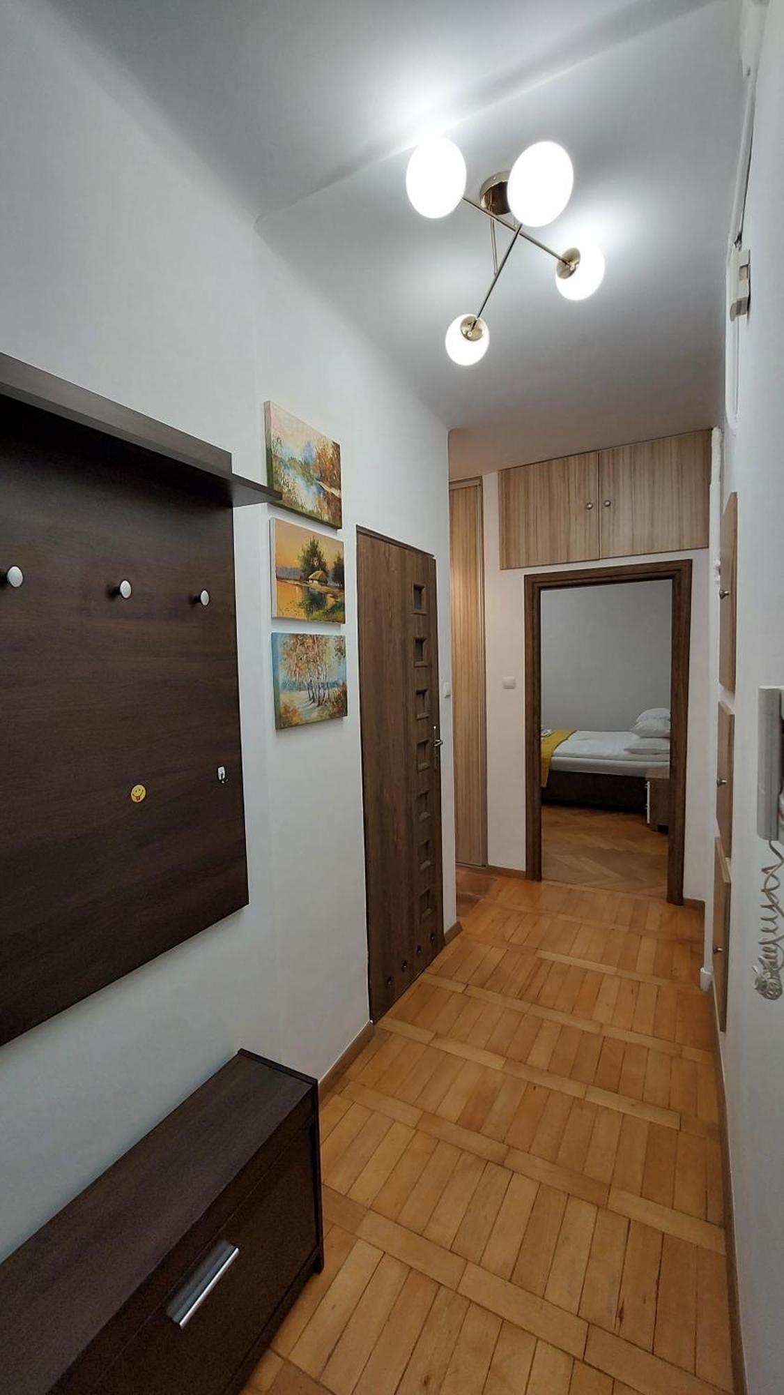 Klimatyczny Na Bielanach Przy Metrze Apartment Warsaw